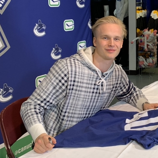 Elias Pettersson