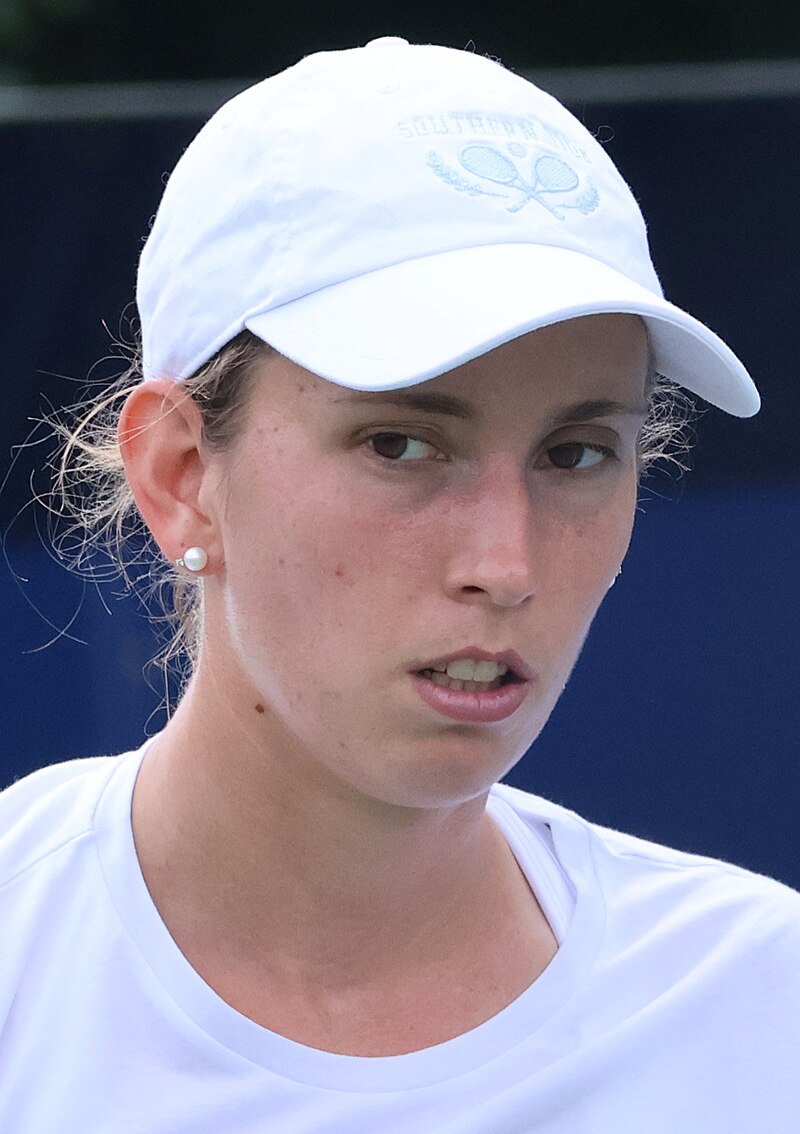 Elise Mertens