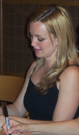 Emi MacLean