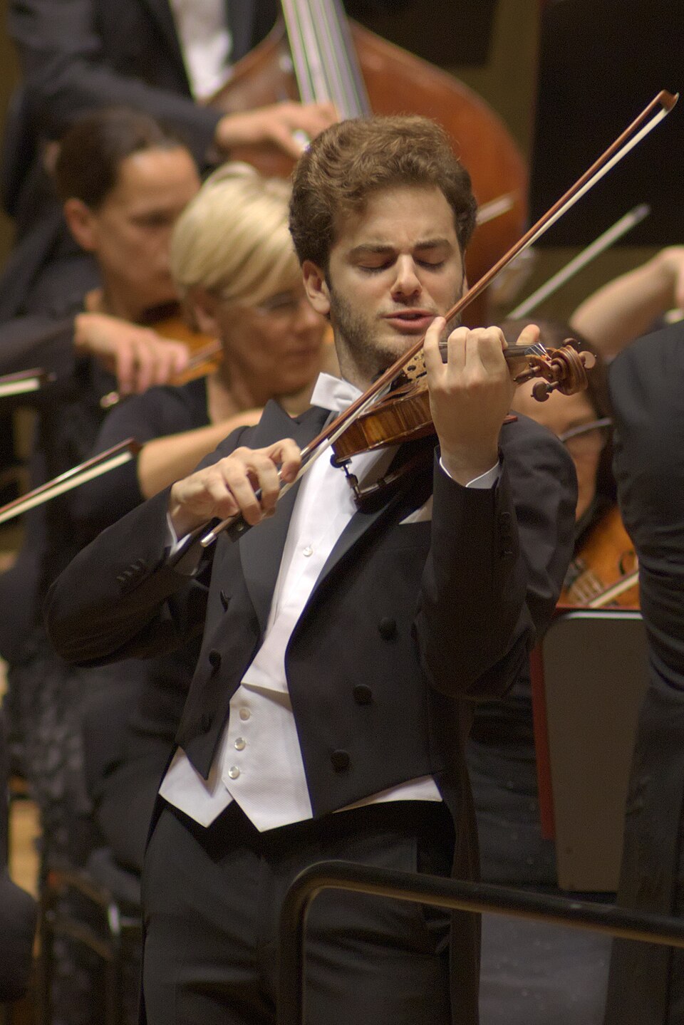 Emmanuel Tjeknavorian