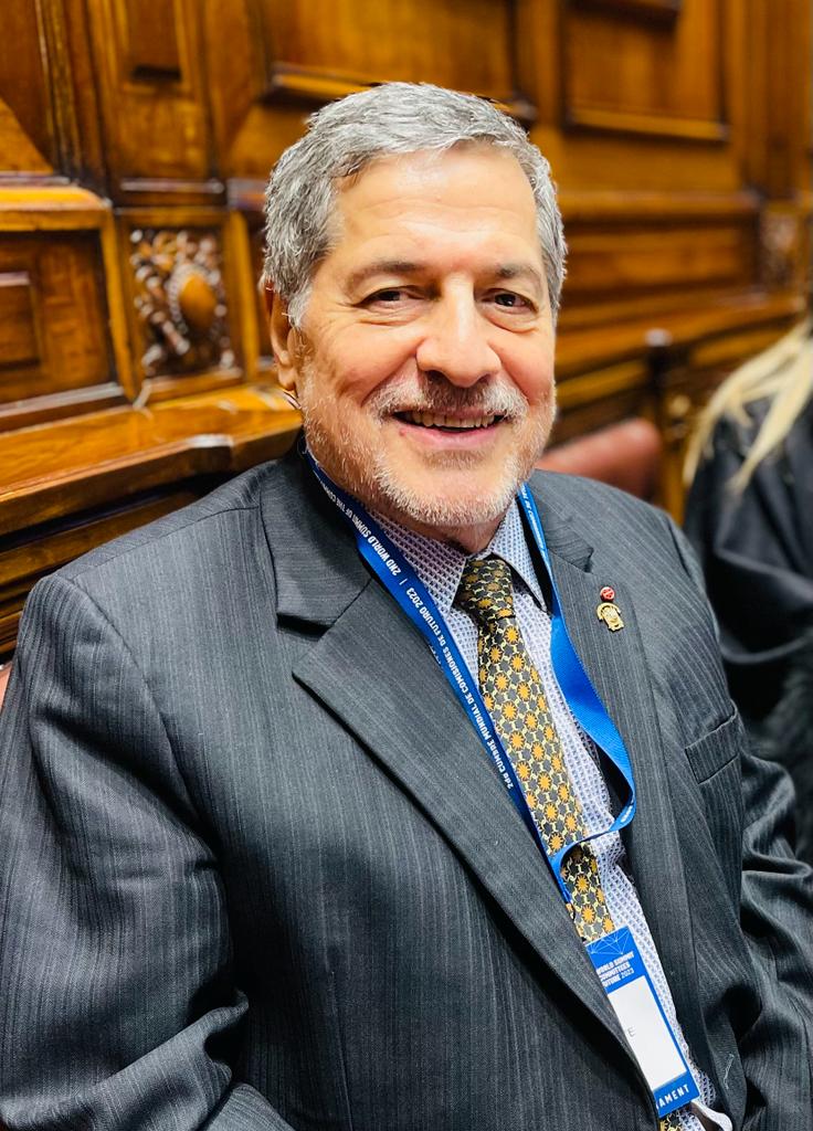 Ernesto Bustamante Donayre