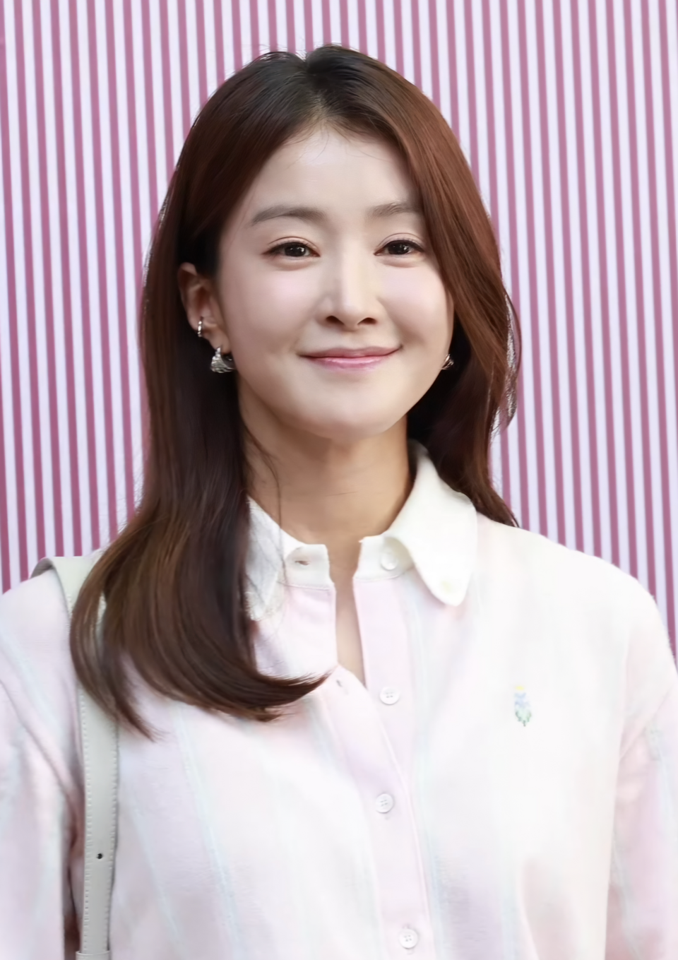 Eun Young Lee