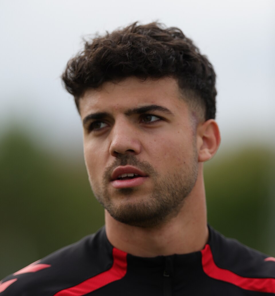 Ey&#xFC;p Ayd&#x131;n