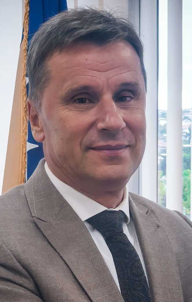 Fadil Novalić