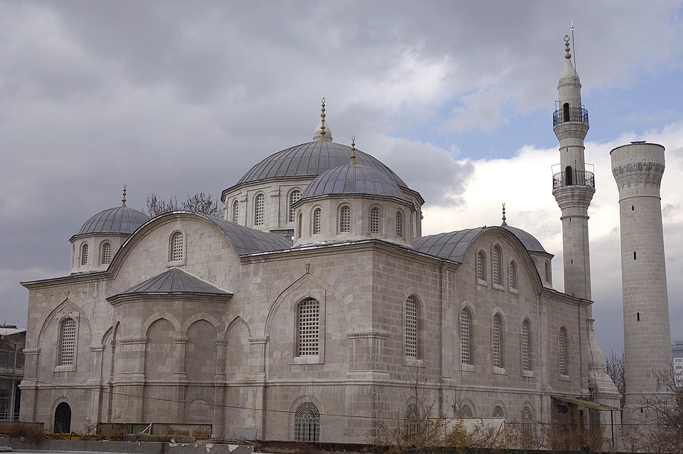 Fethi Gemuhluoğlu