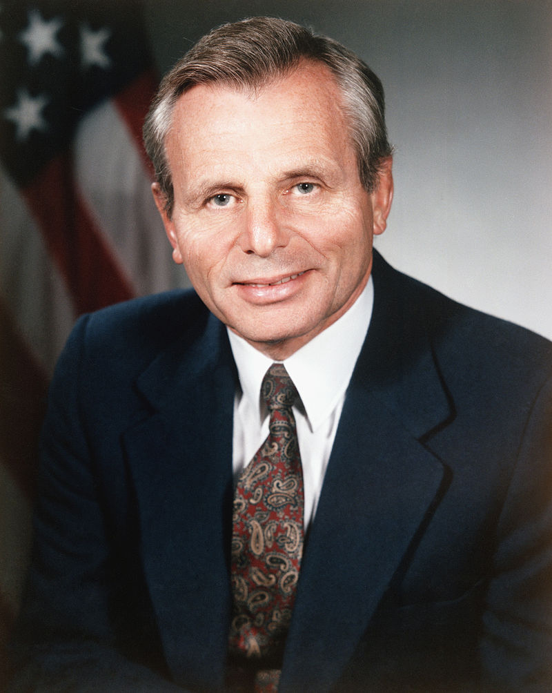 Frank Carlucci