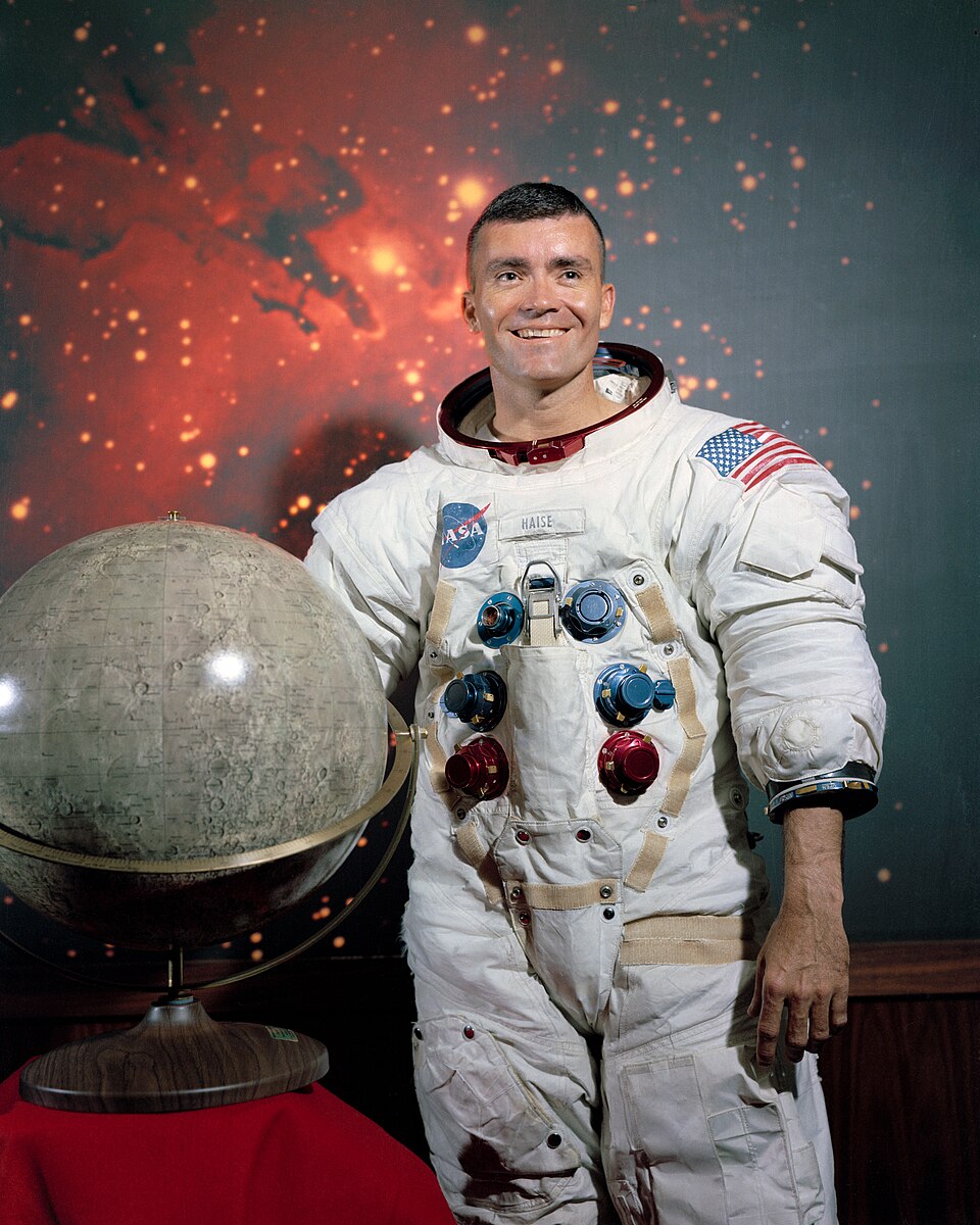Fred W. Haise Jr.