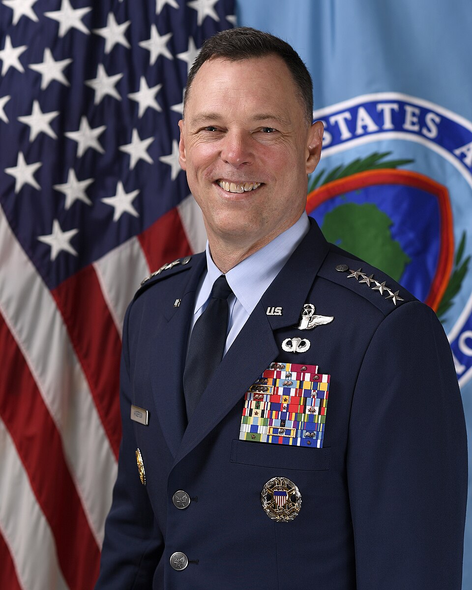 Gen Dagvin Anderson