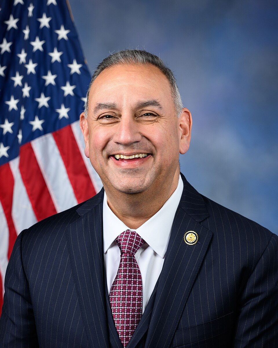 Gilbert Ray Cisneros Jr