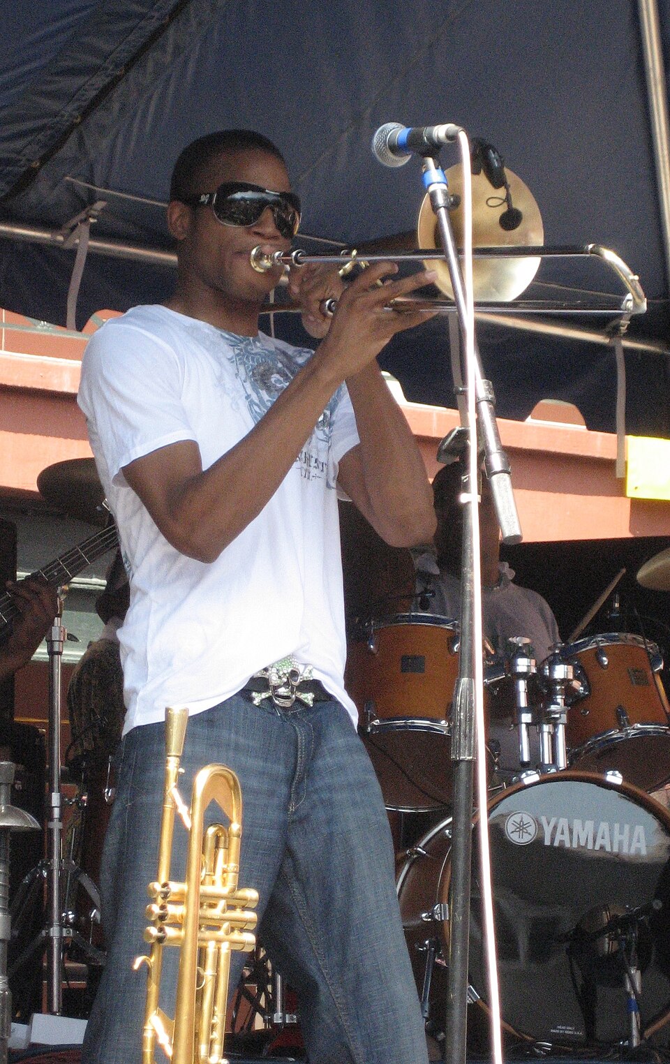 Glen David Andrews