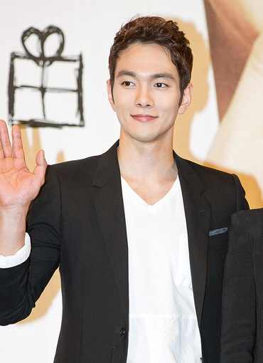 Han-Son Lee