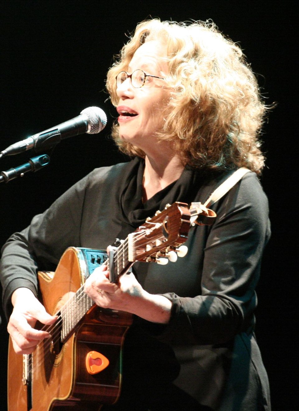 Hava Alberstein