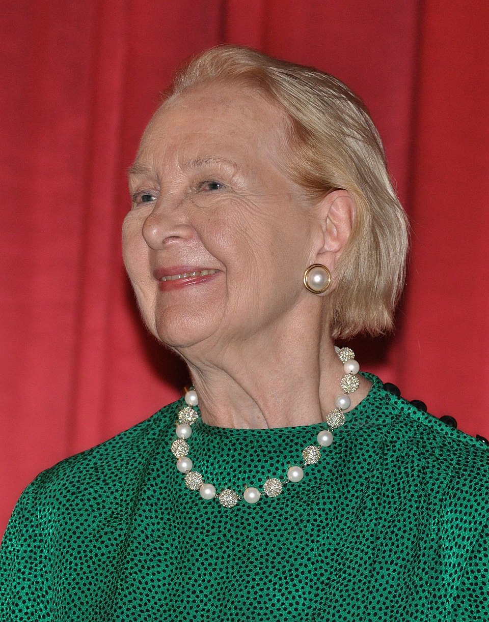 Helena Dobroumova