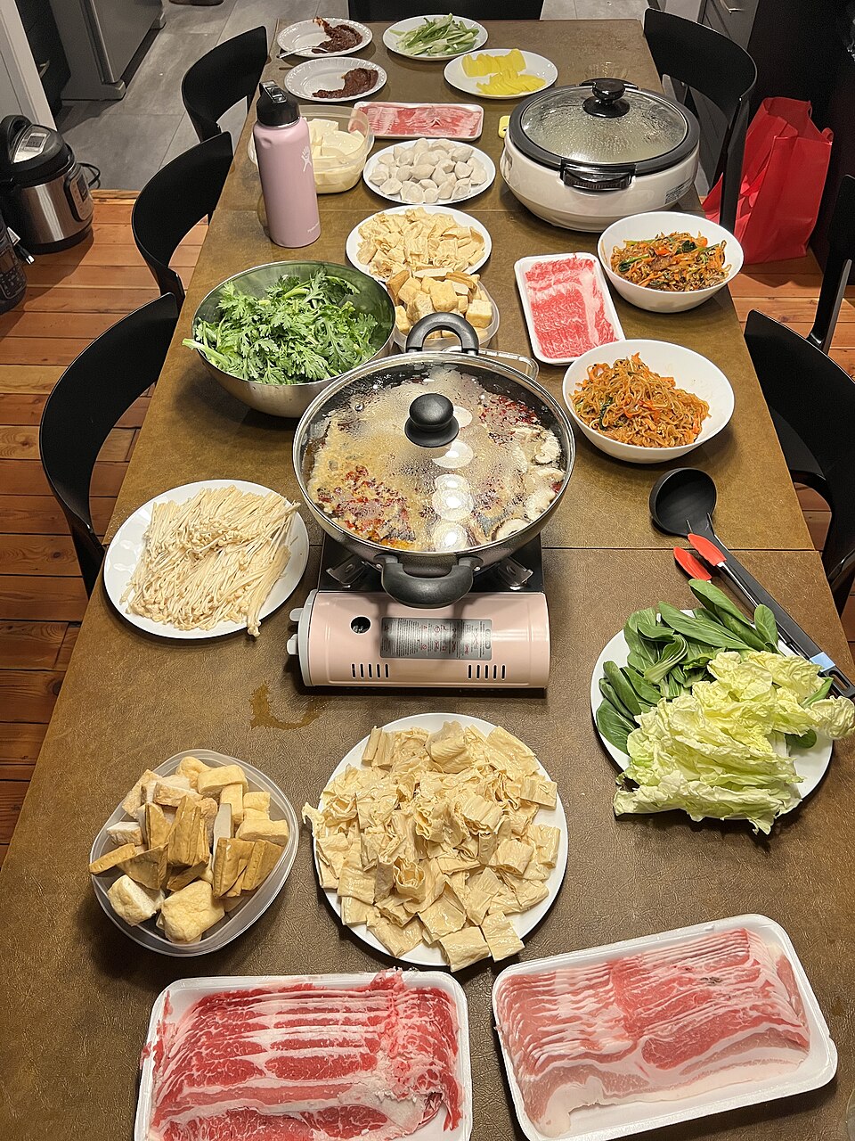 Hot Pot Family