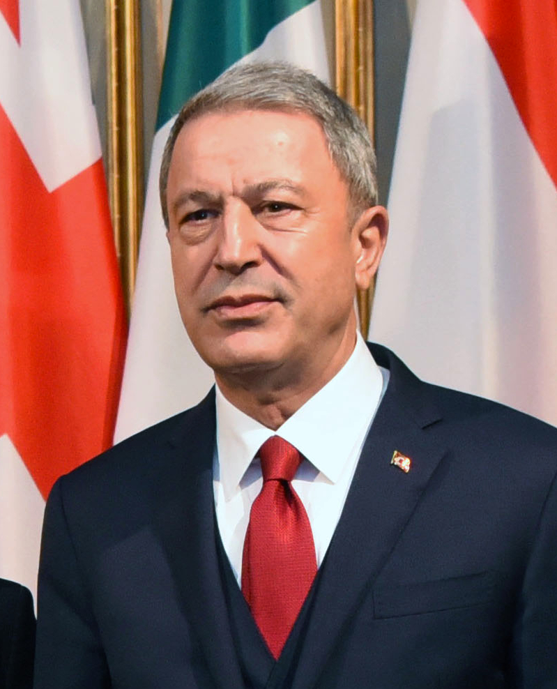 Hulusi Akar