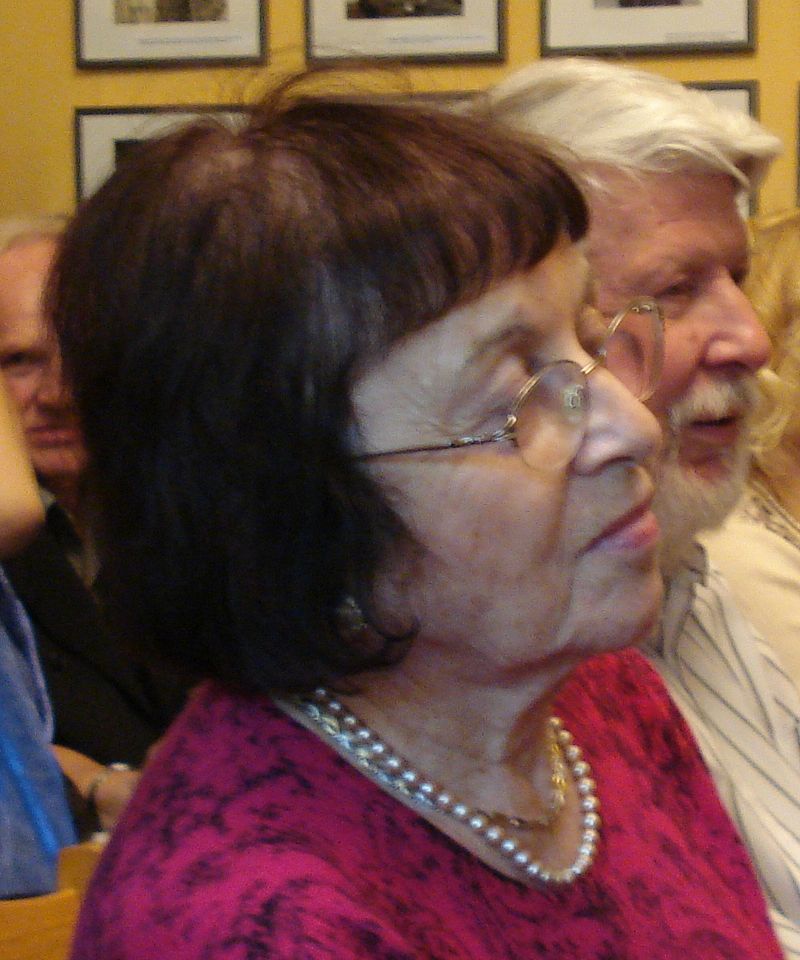 Irena Veisaitė