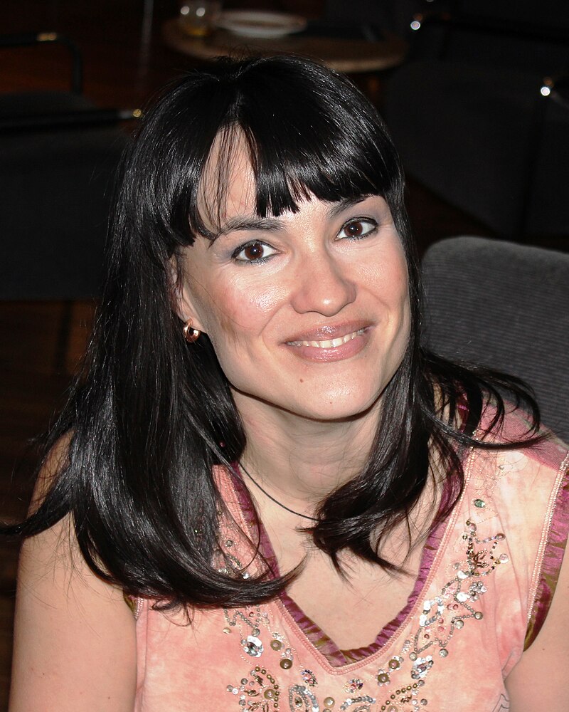 Irene Villa