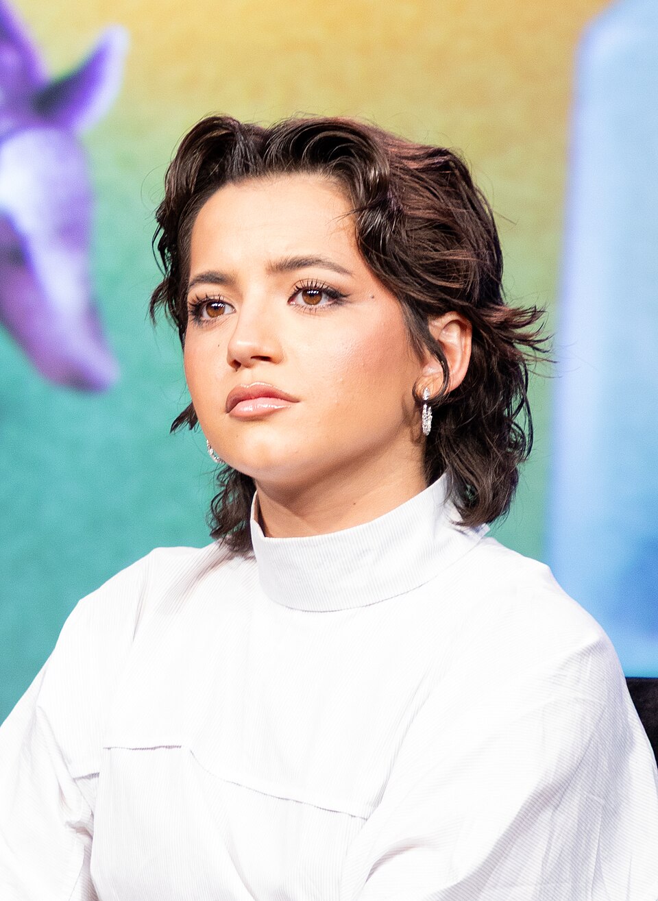 Isabela Flores