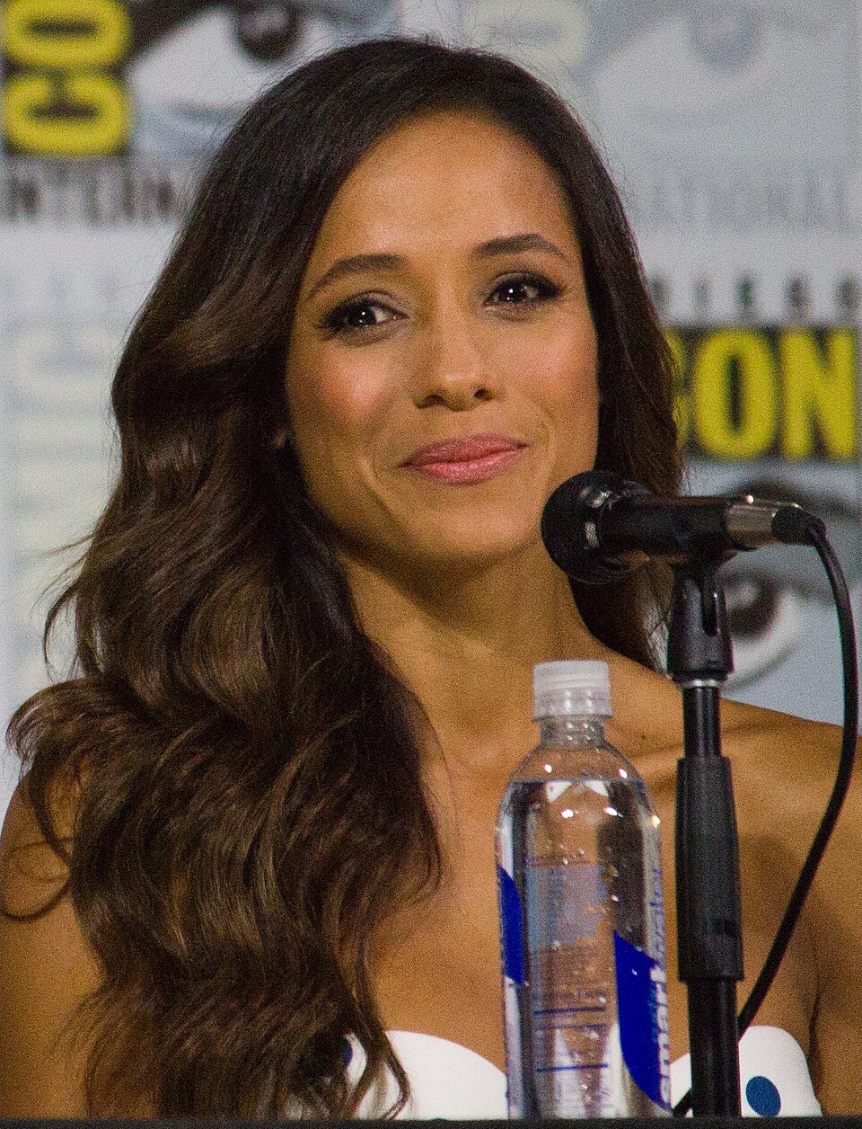 Isabella Cruz