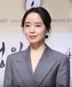 Jeon Do Yeon
