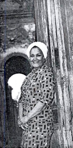 Juana Larrauri