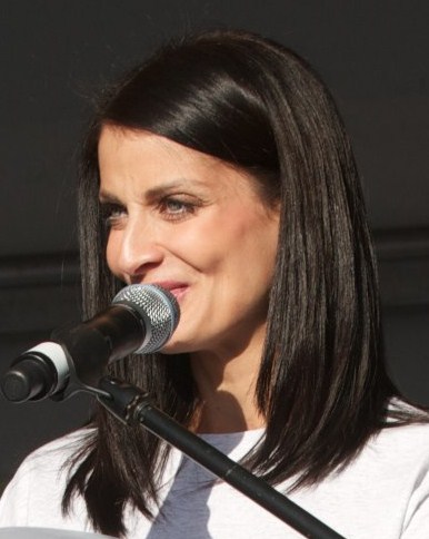 Julia Rivera