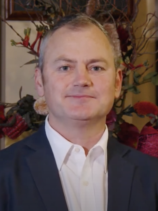 Katrina Holmes a Court