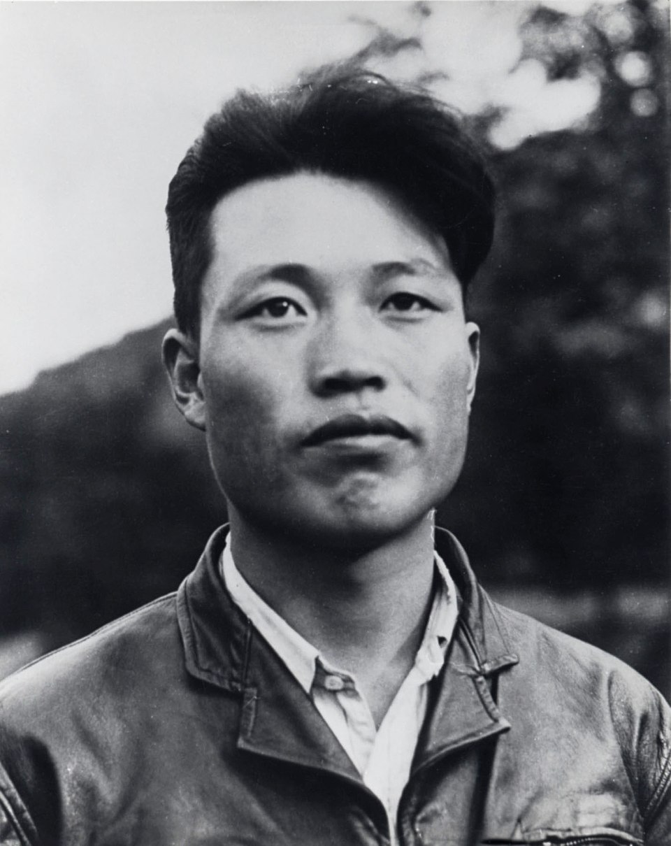 Kenneth Rowe
