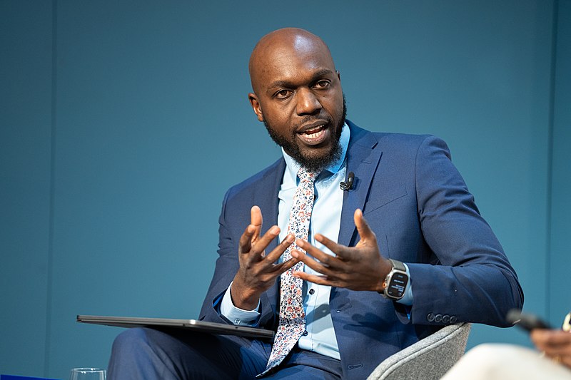 Larry Madowo
