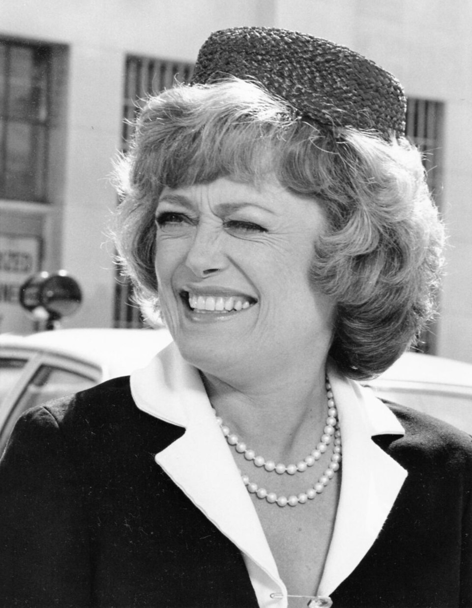 Laura Rue