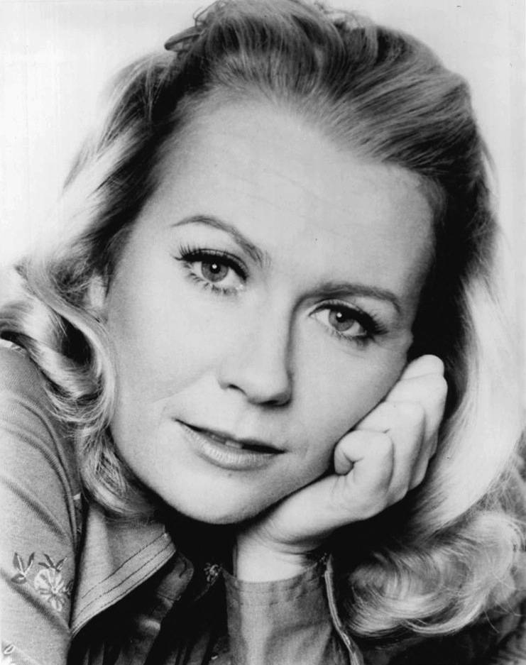 Laura Stratton