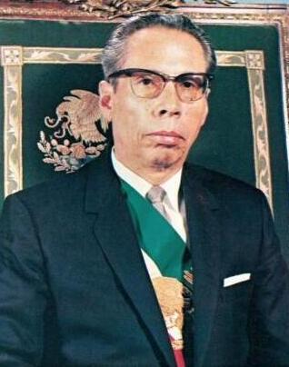 Lázaro Díaz
