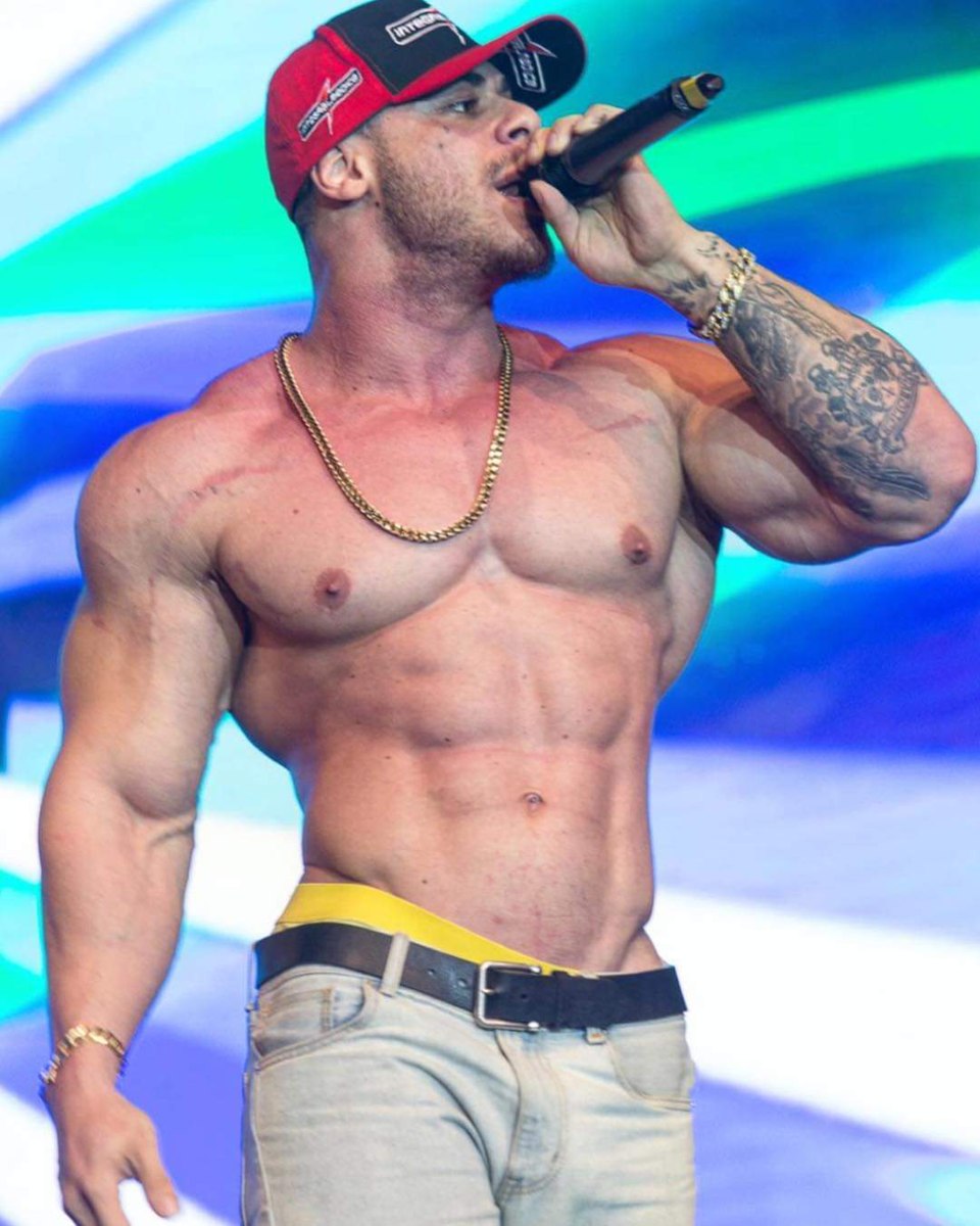Léo Stronda