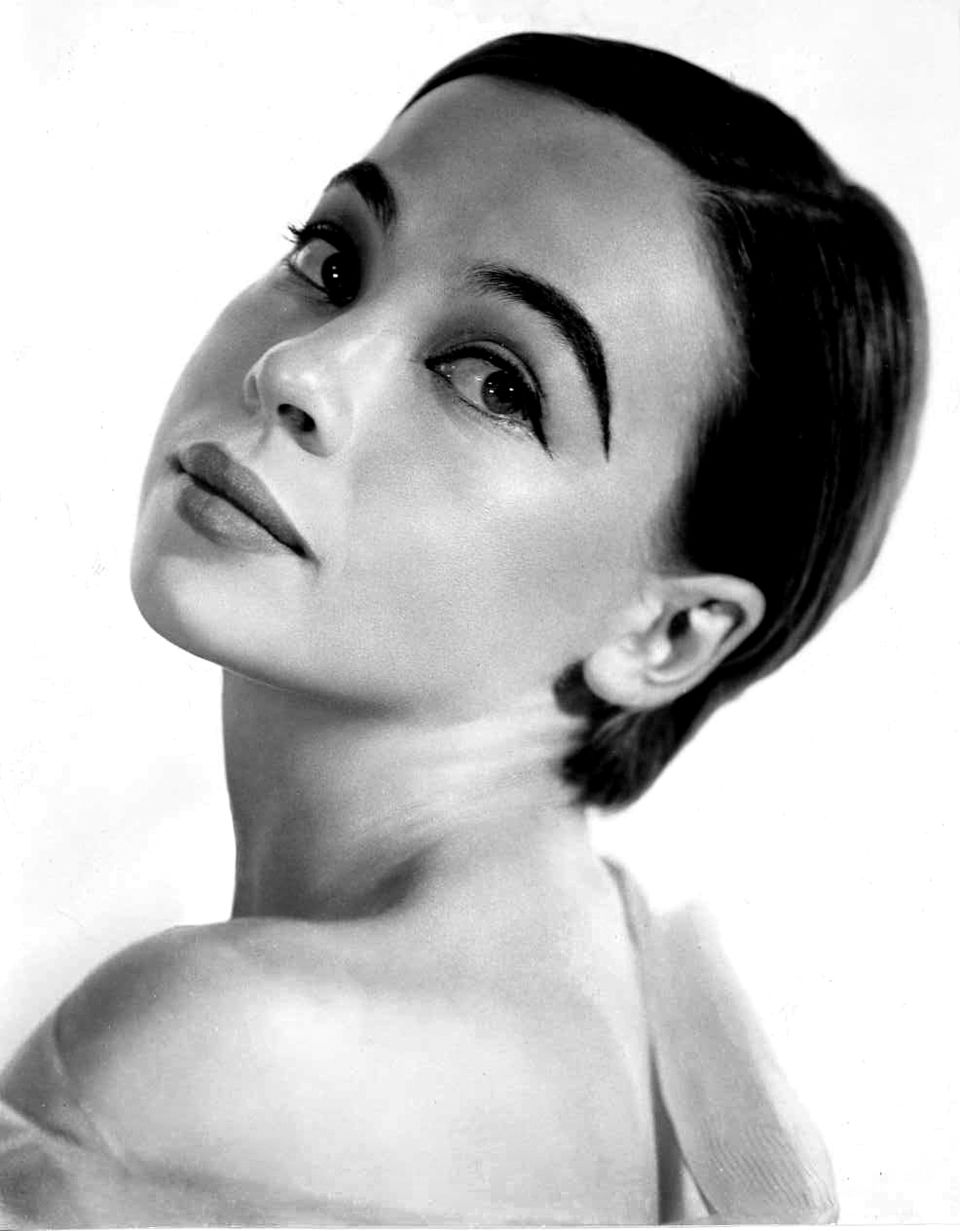 Leslie Paris