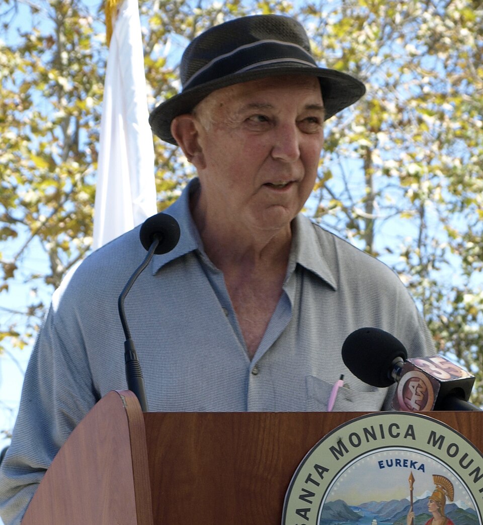 Lewis MacAdams