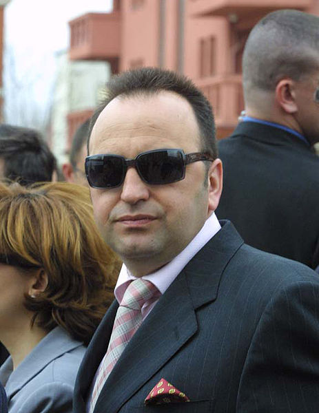 Ljube