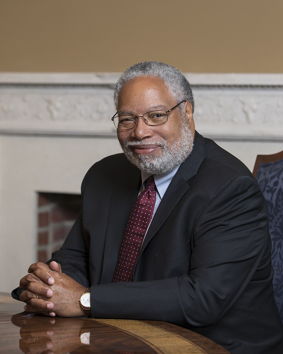 Lonnie G. Bunch