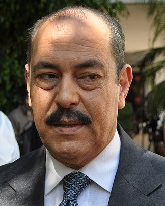 Lotfi Bouchnaq