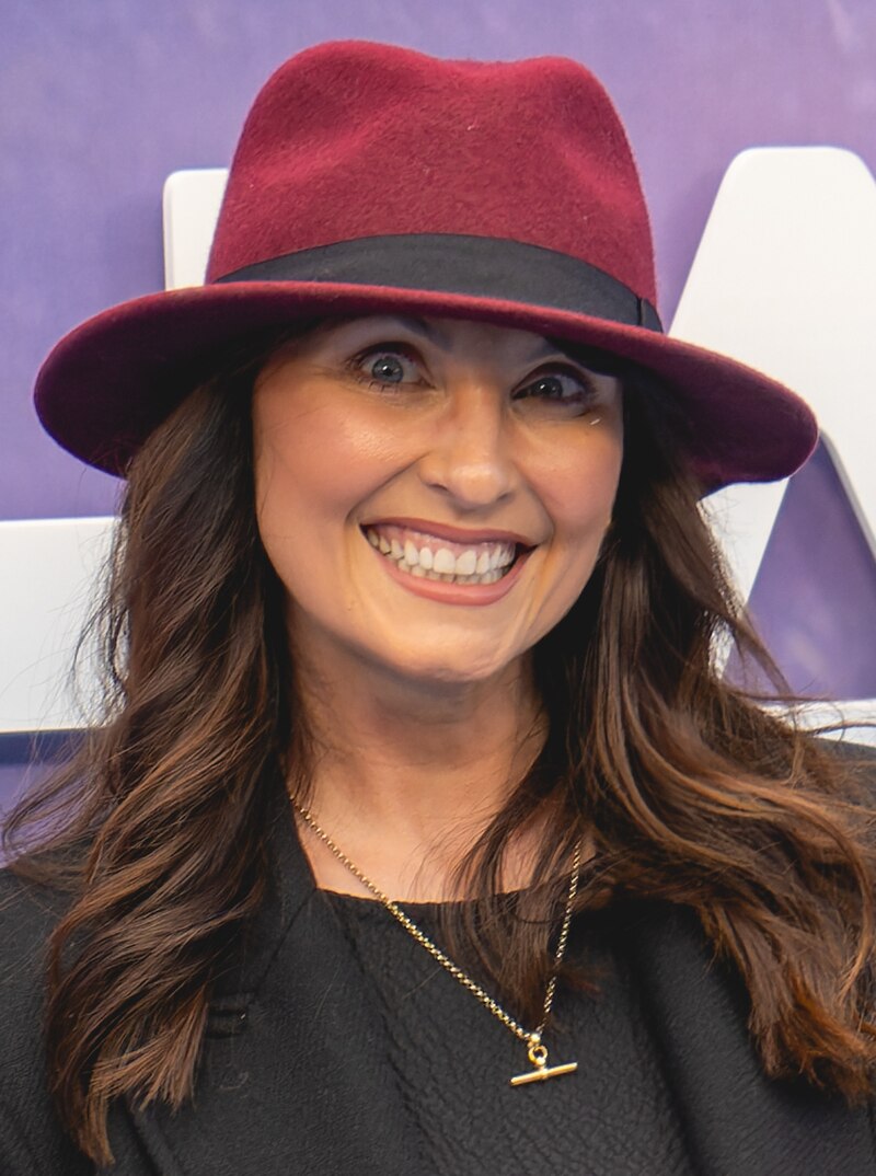 Louise Barton
