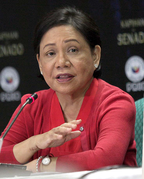 Lourdes Villar