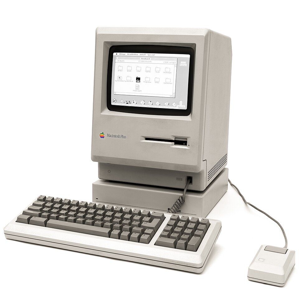 Macintosh Plus