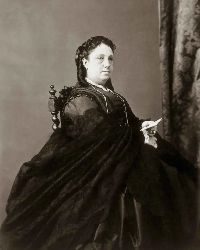 María Luisa Robles