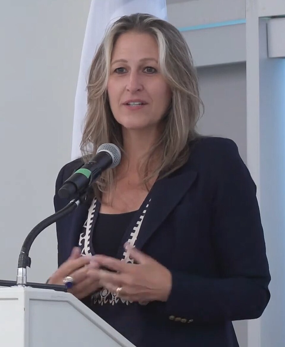 Marianne Ward