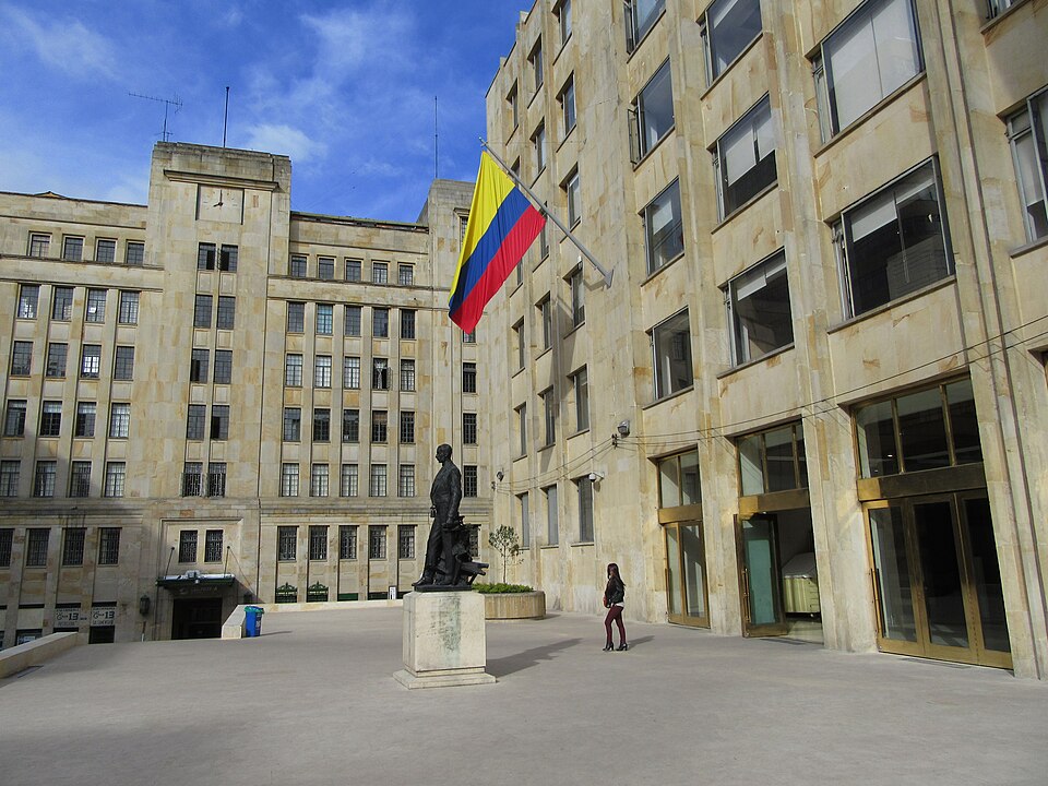 Martha Pinto de Hart