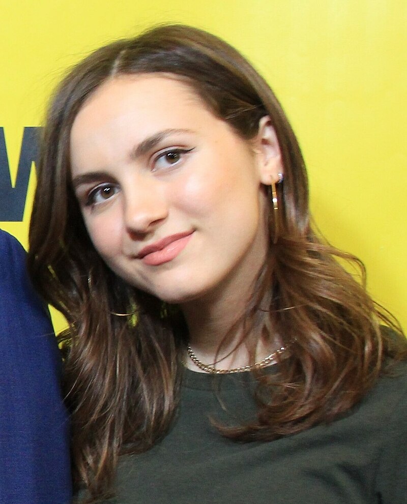 Maude Apatow