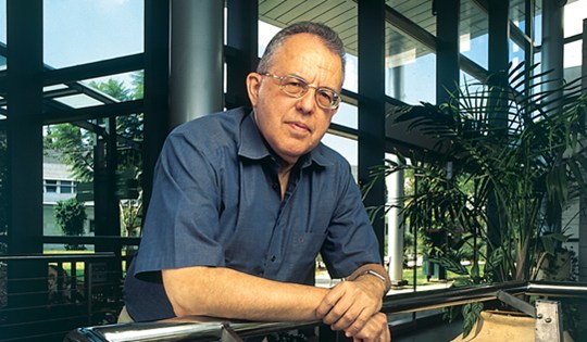 Max Harari