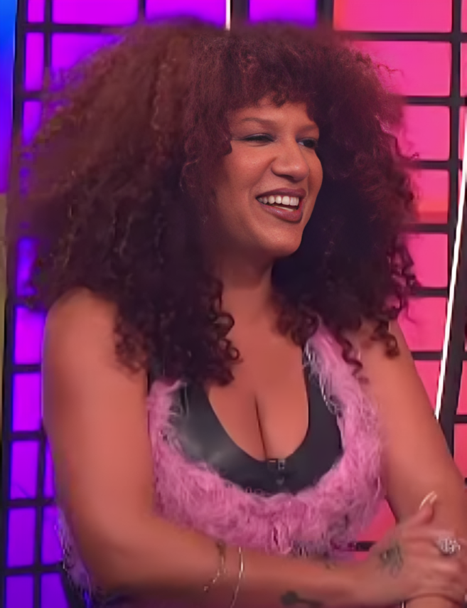 Mel Oliveira