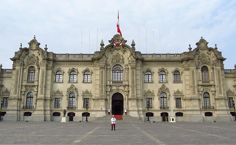 Miguel Deústua