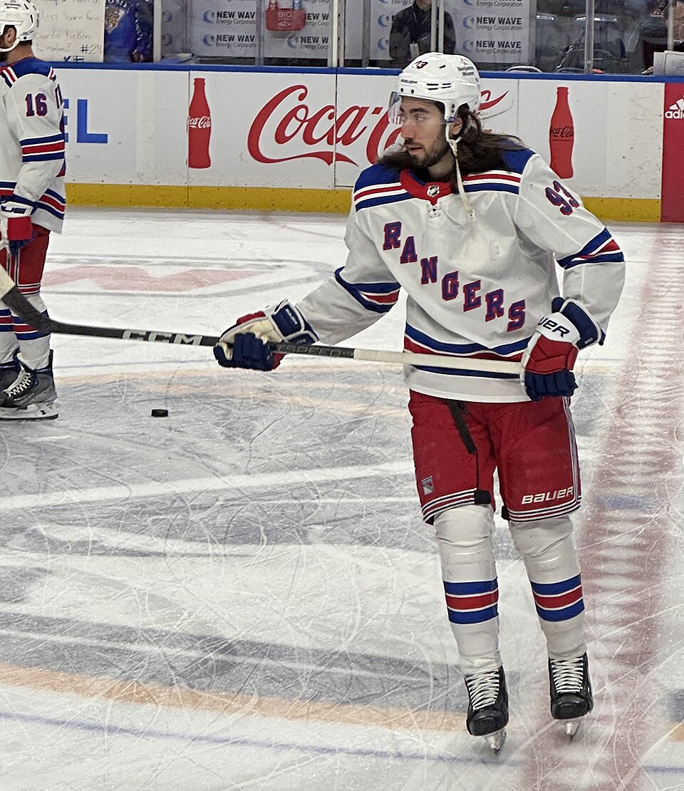 Mika Zibanejads