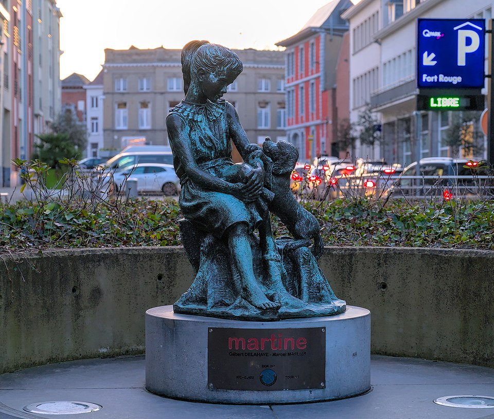Miriam E Marlier